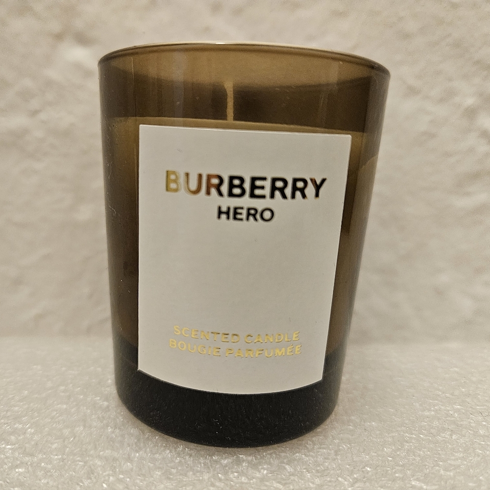 Burberry Hero scented candle 2.4 ounce